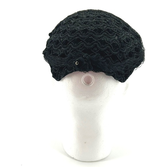 Vintage Black Lace Pillbox Hat Fascinator with Netting Veil Mid Century Style - Picture 5 of 8